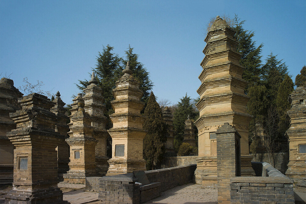 Historic Monuments of Dengfeng in 'The Centre of Heaven and Earth'